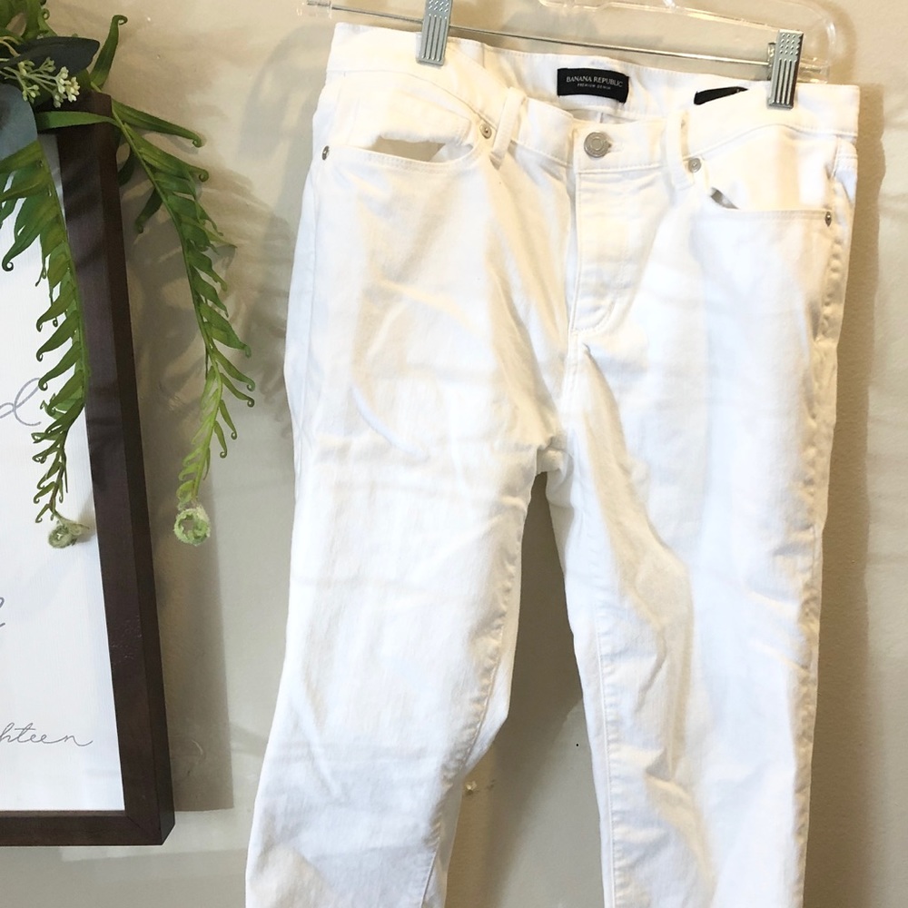 Banana Republic White Jeans